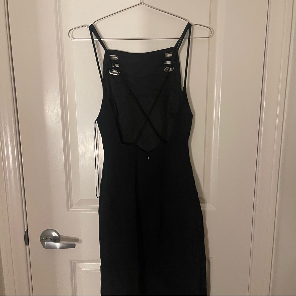 Finders Keepers Sleek Black Asymmetrical Dress - Picture 6 of 9